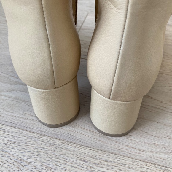LOQ Agata Booties in Beige - Picture 5 of 9